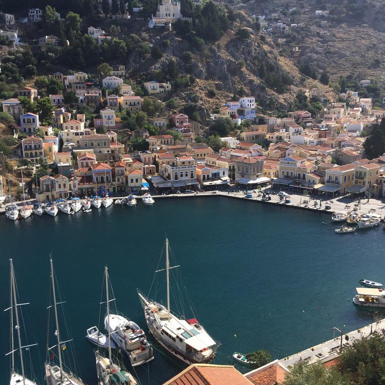 Aparthotel Thea Symi Exterior foto