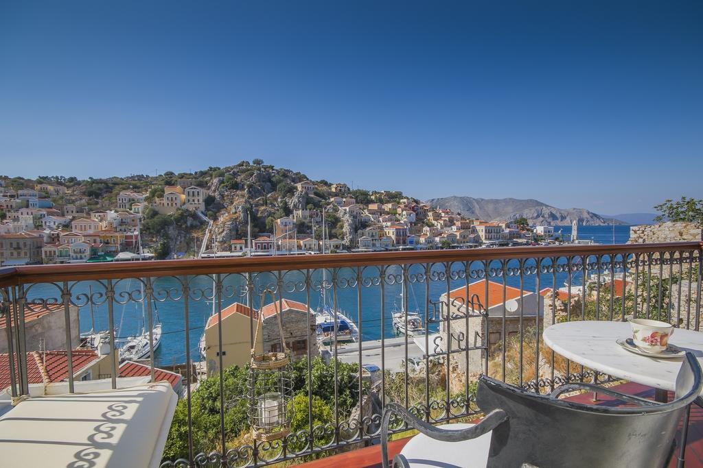 Aparthotel Thea Symi Exterior foto